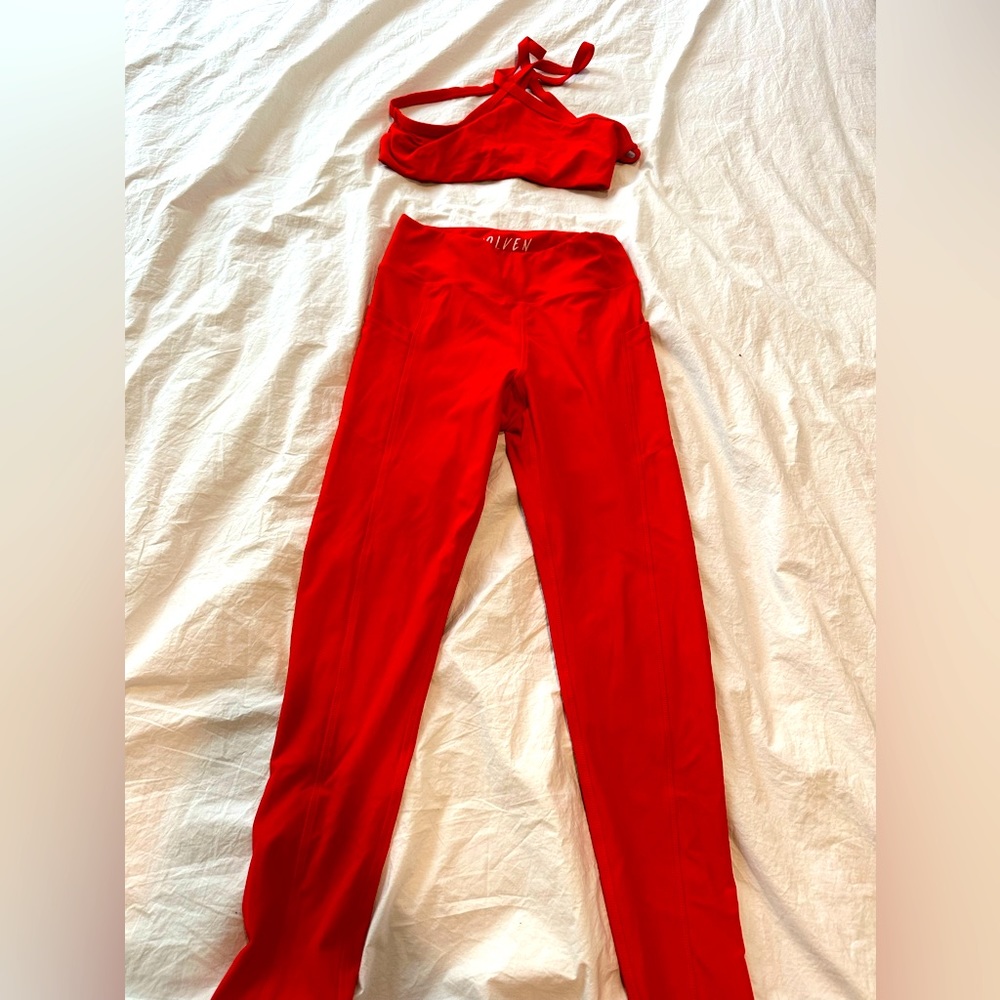 Wolven Cayenne Pocket Legging and Pyramid Top